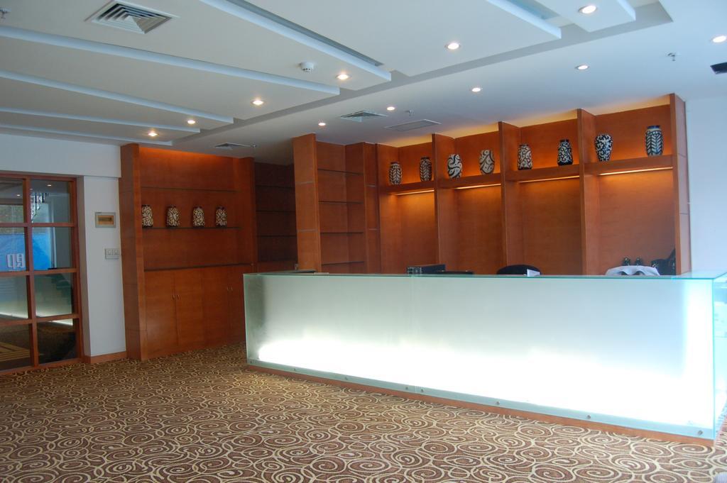 โรงแรมชาร์แดง ซีเคร็ท ลาซา ภายนอก รูปภาพ